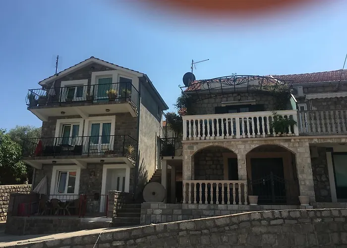 Studio Apartments Krasici